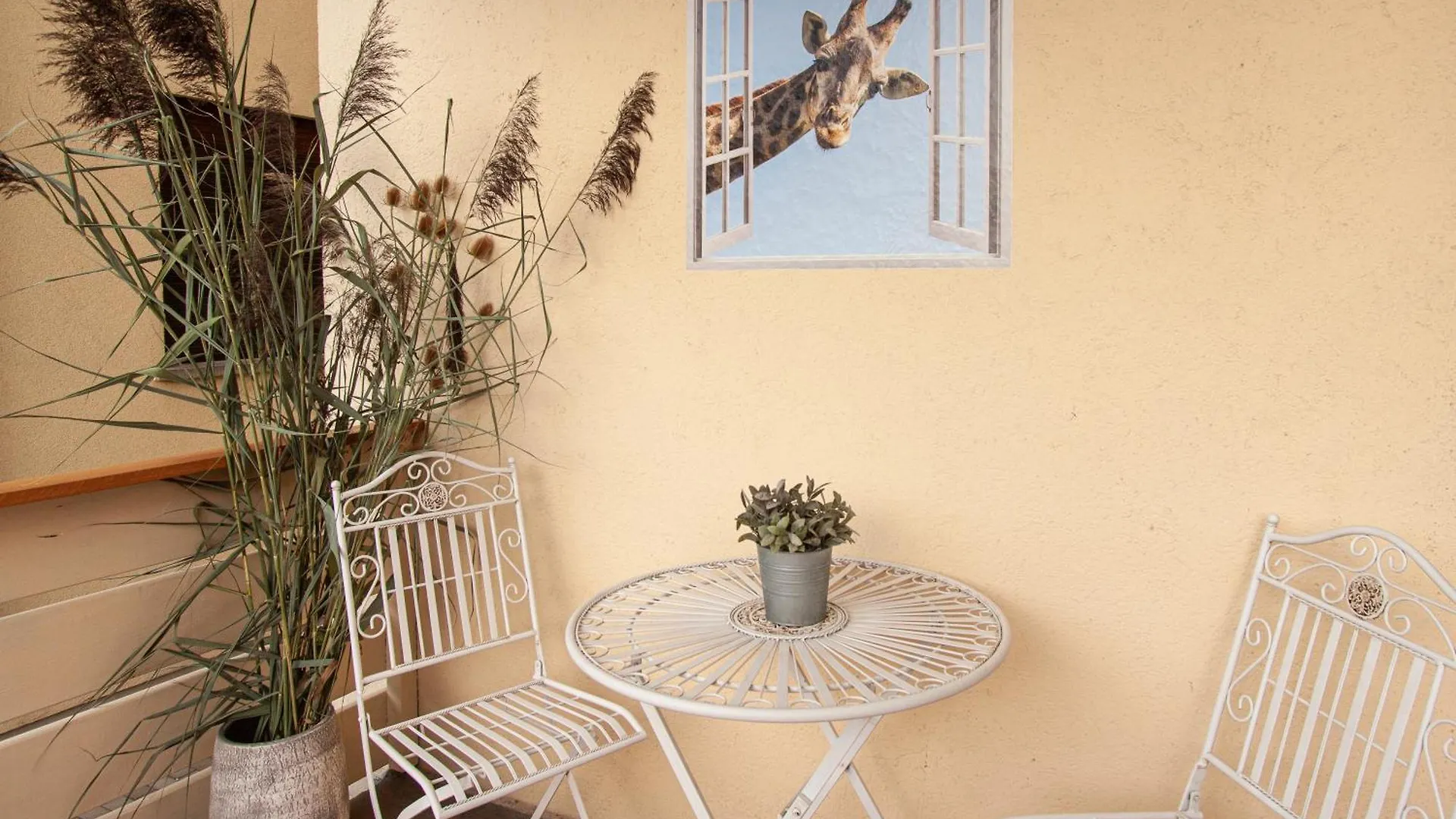 100M2 City Apartment Mit Terrasse Nahe Residenz Und Altstadt ヴュルツブルク